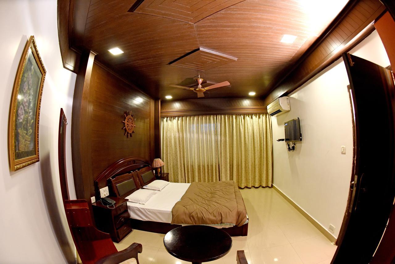 Hotel Sharada International Udupi Eksteriør bilde