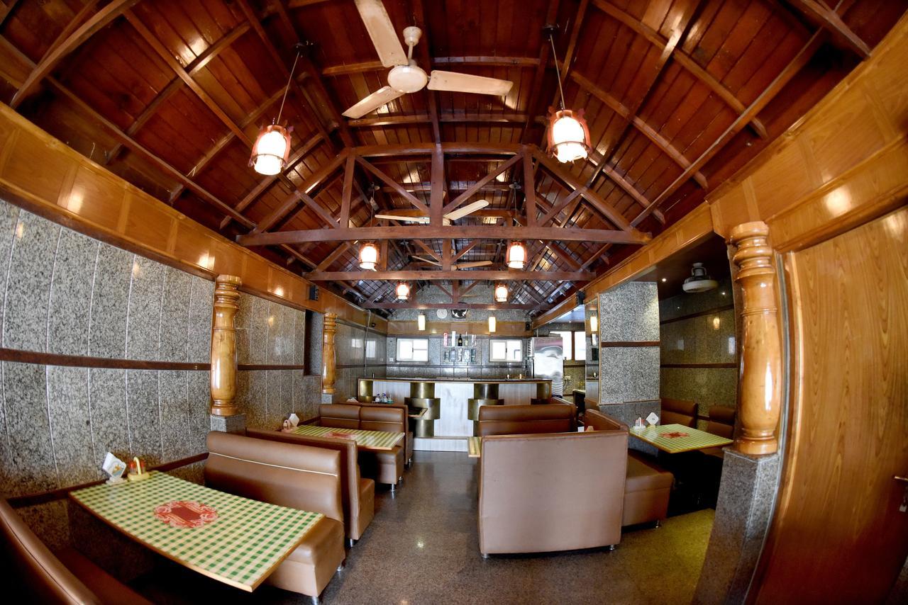 Hotel Sharada International Udupi Eksteriør bilde