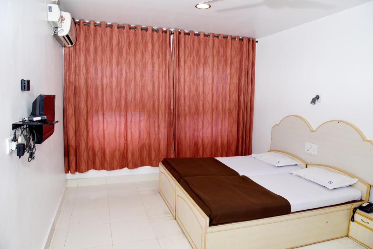 Hotel Sharada International Udupi Eksteriør bilde